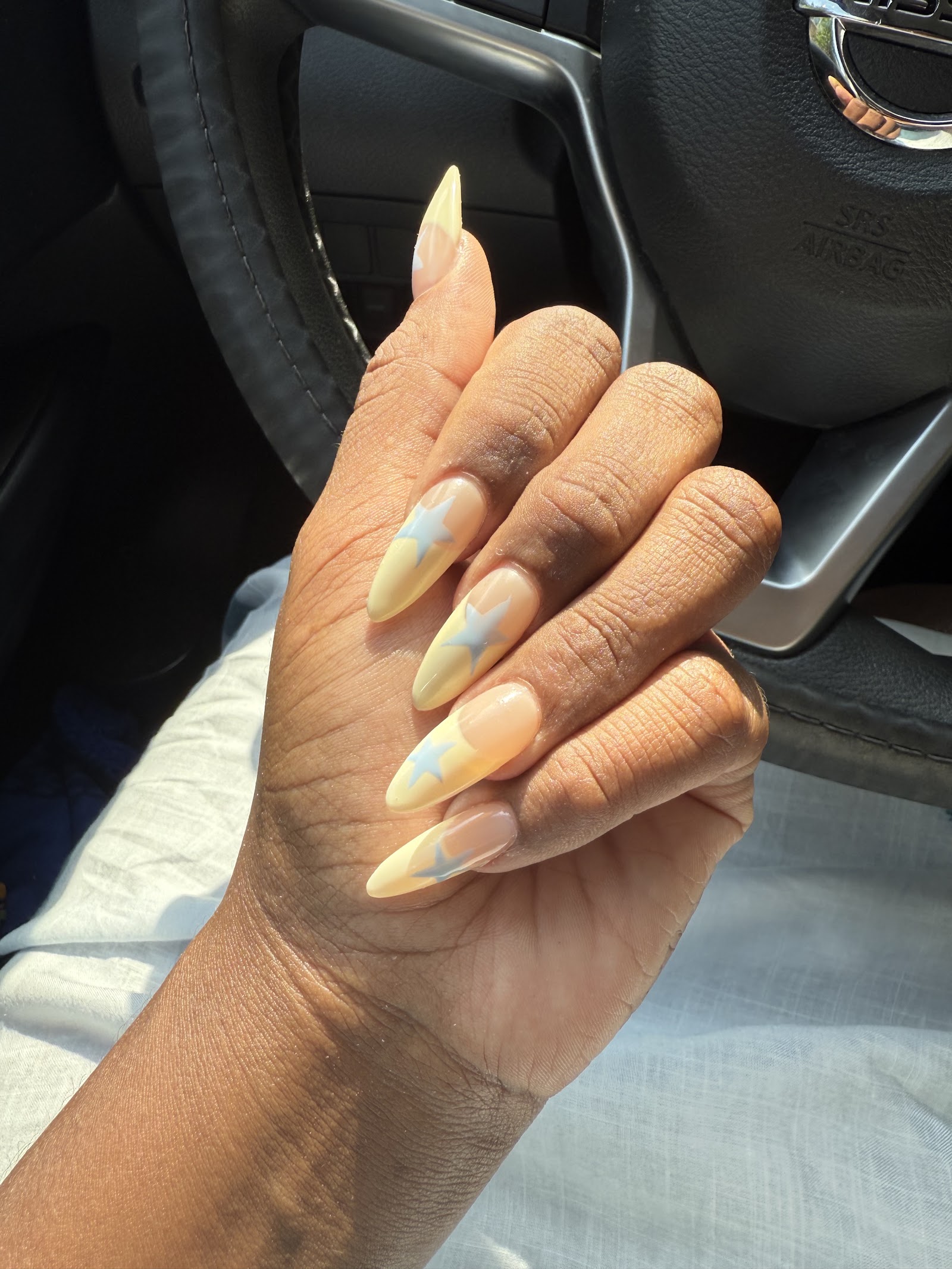 Golden Nails and Beauty nail photo 3